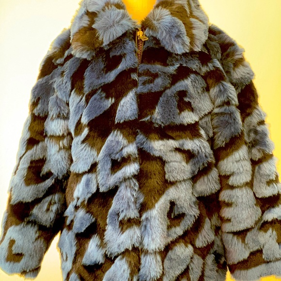 Stella McCartney Other - Stella McCartney Black and Blue Faux Fur Coat